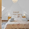 Отель Lovely 2-bed House in Canterbury, фото 8