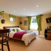 Отель Hambrook House Canterbury - NEW luxury guest house with spa tub, фото 7