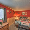 Отель Woodsy Riverfront Retreat in Trout Creek Montana!, фото 10