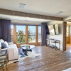 Отель Amazing Retreat in Heart of Mammoth, фото 36