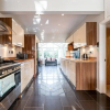 Отель Spacious 3 Bedroom House 10 Mins to Birmingham City Centre, фото 3