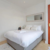 Отель Luxury Granada Apartments - 1 & 2 bed FLATS Perfect for Contractors, Family, Students near Seafront, фото 3