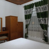 Отель OYO 93706 Penginapan Syariah Hj. Kenan, фото 8