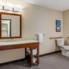 Отель Comfort Inn and Suites Ames near ISU Campus, фото 5