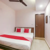 Отель Oyo 48277 Royal Kings Guest House, фото 15