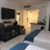 Отель Ocean Front Studio Units, фото 4