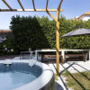 Отель Lvpremier GR1 Beachfront Heated Pool spa Games, фото 17