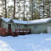 Отель Snowridge - Charming Classic Cabin With A Wood Burning Fireplace And Wifi! 2 Bedroom Cabin, фото 1