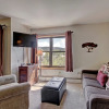 Отель Bright Scenic Studio Walk To Ski And Apres-ski - Sleeps 4 Studio Bedroom Condo by RedAwning, фото 5