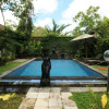 Отель Ubud Friendly Sekembang House, фото 9