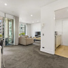 Отель QV Cute 1 Bedroom in Viaduct - 1064, фото 8