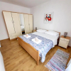 Отель Lovely 3-bedroom apartment with breathtaking view, фото 2