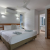 Отель Peninsula Boutique Hotel Port Douglas - Adults Only Haven в Порт-Дугласе