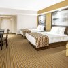 Отель Red Maple inn and suites, фото 12