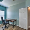Отель Spacious & Central Katy Retreat: 27 Mi to Houston!, фото 12