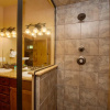 Отель Leland Creek Home, фото 9