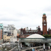 Отель Spacious 2 Bedroom Flat with Balcony Close to Train Station, фото 9