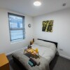 Отель Sleeps 6 in Maidstone Central 2BR + Sofa, фото 11