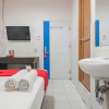 Отель RedDoorz @ Komplek Pontianak Mall, фото 5