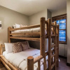 Отель Red Hawk by Avantstay Charming Cabin w/ Theatre & Spa 5mins to Deer Valley Mtn, фото 18