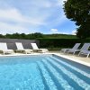 Отель Cozy Holiday Home in Saint-Leon-sur-Vezere with Swimming Pool, фото 5