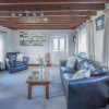 Отель Stormy Castle - 6 Bedroom Sleeps 14 - Llangenith, фото 12