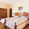 Отель Walking Distance to the Centre - Snooker Table - Private Pool - 5 Bedrooms, фото 9