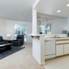 Отель The Oaks by Bluebird Suites, фото 7