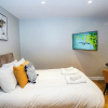 Отель E2M Wisteria House Heathrow Free Parking, фото 7