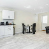Отель Cosy 2BR Maisonette Near Hospital & Stations, фото 5