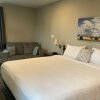 Отель Country Squire Inn and Suites, фото 38