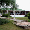Отель Leeuwenbosch Shearers Lodge, фото 1