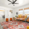 Отель Zen Oro - 2BD 2BR With Hot Tub, фото 5