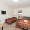 Отель Travellers Inn Motel, фото 3