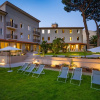 Отель Marina Garden Hotel, фото 1