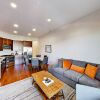 Отель 2BR Hot Tub Condo in Newpark by RedAwning, фото 14