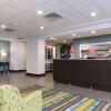 Отель Hampton Inn Westfield, фото 2