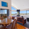 Отель Tuhua Views - Waihi Beach Holiday Home, фото 9