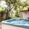 Отель Luxury 4/2 nr Beach, Hot Tub, фото 12