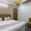 Отель OYO Flagship 807629 Hotel Mandal Residency, фото 5