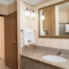 Отель Holiday Inn Express & Suites Interstate 90, an IHG Hotel, фото 9