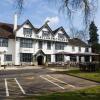 Отель Innkeeper's Lodge Weybridge в Уэйбридже