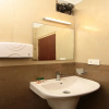 Отель OYO 9348 Hotel Lonely Stay, фото 8