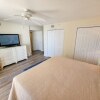 Отель Open and Airy and on the Beach 2 Bedroom, 2 Bath Condo, 706 Brighton 2 Condo, фото 6