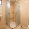 Отель RedDoorz near Pantai Coastarina Batam, фото 10