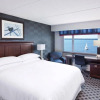 Отель Sheraton Erie Bayfront Hotel, фото 7
