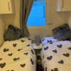 Отель Immaculate 3-bed Caravan 10mins From Gt Yarmouth, фото 3