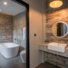 Отель Wheeler Bed & Bike Hotel (SHA Plus+), фото 47