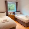 Отель Ty Cerrig - Comfy House with Parking for Multiple Vehicles and Great Transport Links в Кардиффе