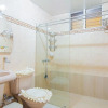 Отель Cozy and Charming 2BDR Suite, фото 8